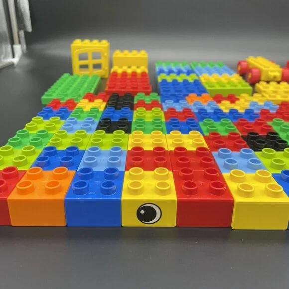 Lego Duplo Building Blocks Lot of 95 Pieces Flowers Vehicle Window Toddler Toys - Picture 3 of 10